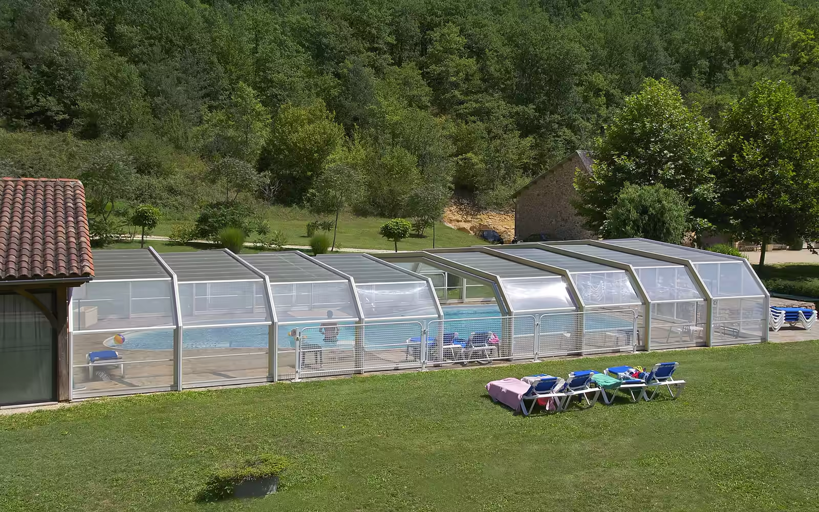 Piscine extérieure d’une résidence
